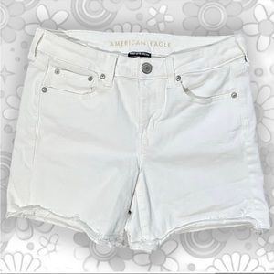 🦅 AEO Midi Shorts